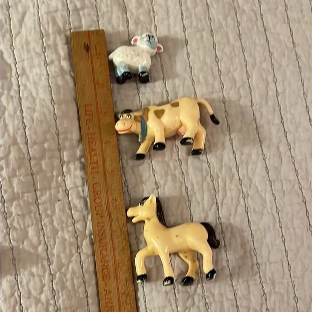 Vintage VTG Sesame Street 4 piece Animal Action Figures Playset from Farm set.